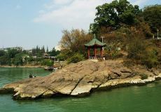 杭州富陽區(qū)圖書館游玩-富陽區(qū)圖書館門票多少錢/價格表-團購票價預(yù)定優(yōu)惠-景點地址在哪里/圖片介紹/參觀預(yù)約/旅游游覽順序及注意事項/營業(yè)時間-】